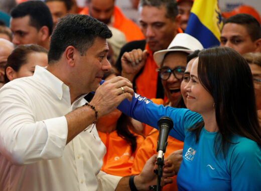 adán chávez