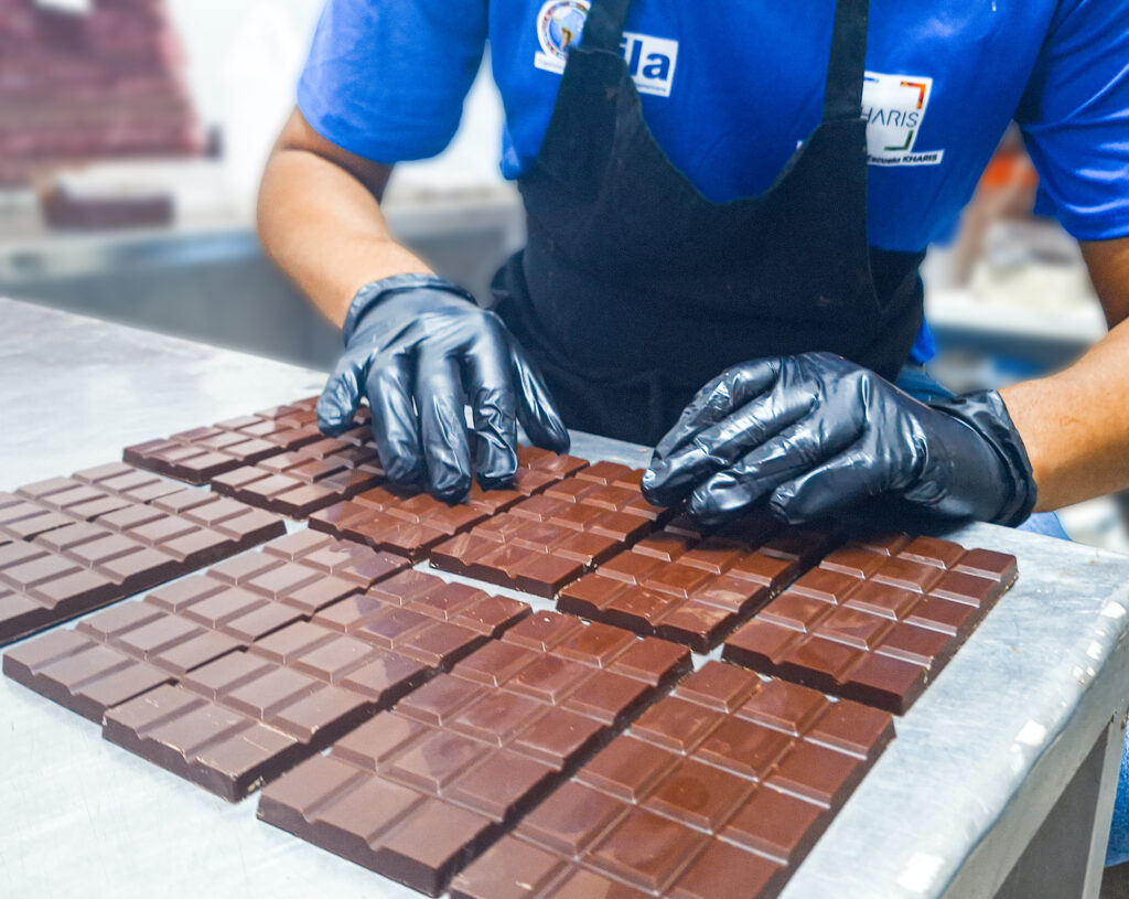 Kharis: un chocolate que impulsa una comunidad