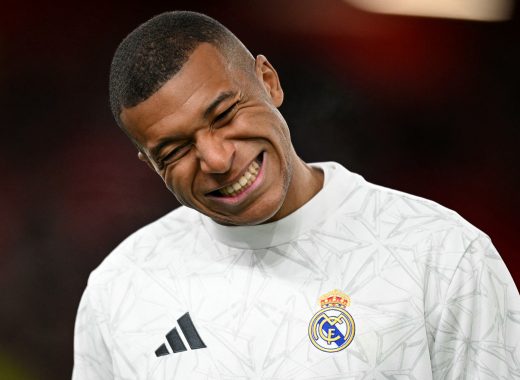 Mbappé fracasa en Anfield