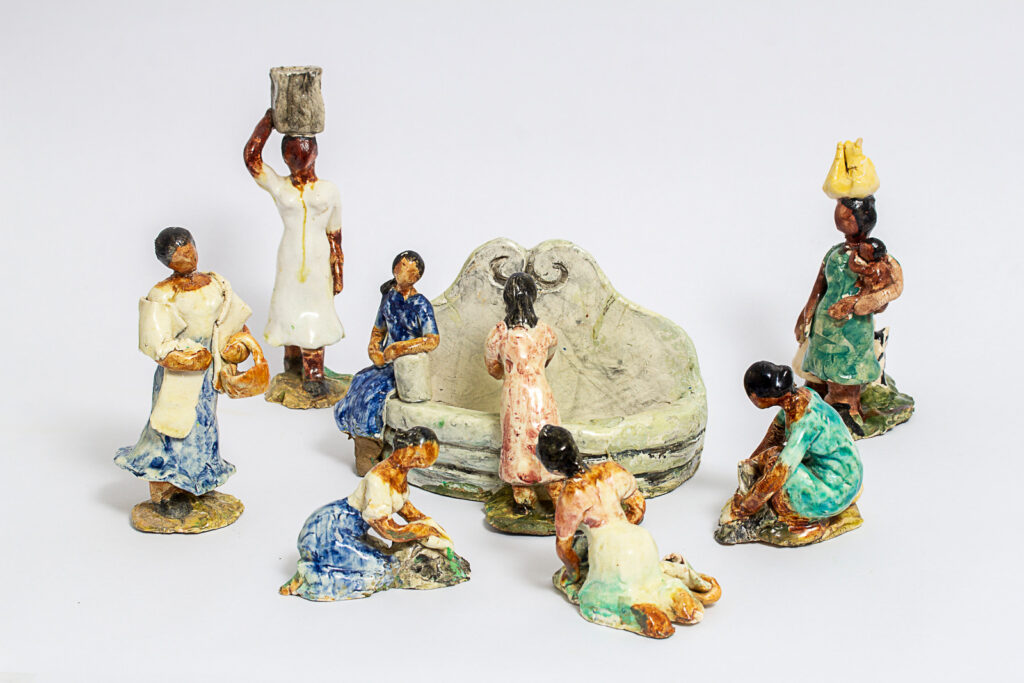El Nacimiento en arcilla de María Luisa Tovar se expone en Arte al Cubo
