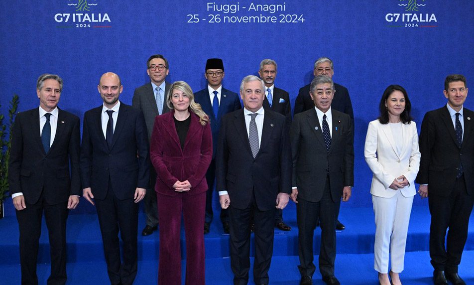 G7