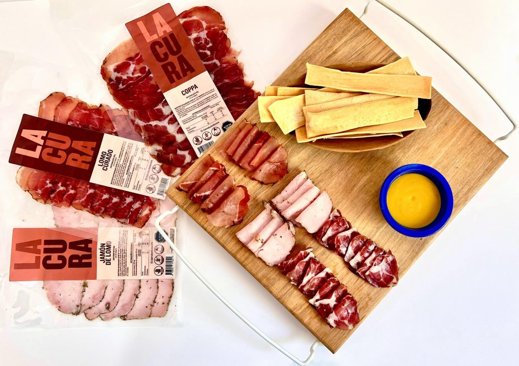 Productos La Cura La Cura: la minuciosidad hecha embutidos artesanales