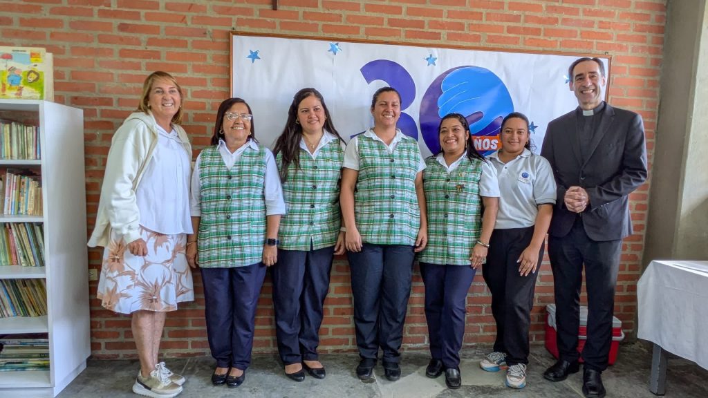 Mano Amiga celebra 30 años pero necesita ayuda 