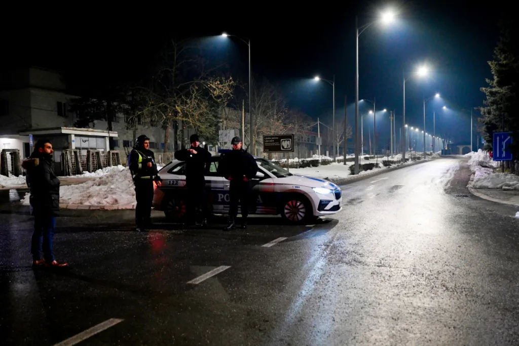Tiroteo en un restaurante de Montenegro mata a 10 personas  