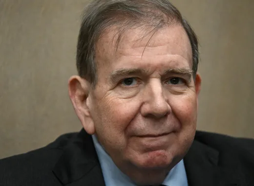 El opositor venezolano Edmundo González Urrutia, quien reclama la victoria de las elecciones presidenciales de su país, dijo este miércoles 15 de enero en Guatemala que el gobierno de Nicolás Maduro está "débil" y "solo", pero sigue siendo "peligroso".