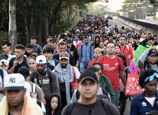 Migrantes en frontera con Estados Unidos el día de la juramentación de Trump