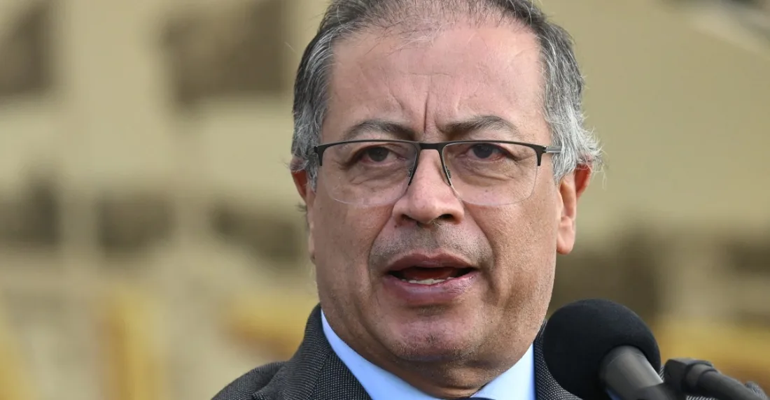 Petro se autodefine como "quizás el último" de los últimos coroneles "Aurelianos Buendía". Foto Raúl Arboleda / AFP