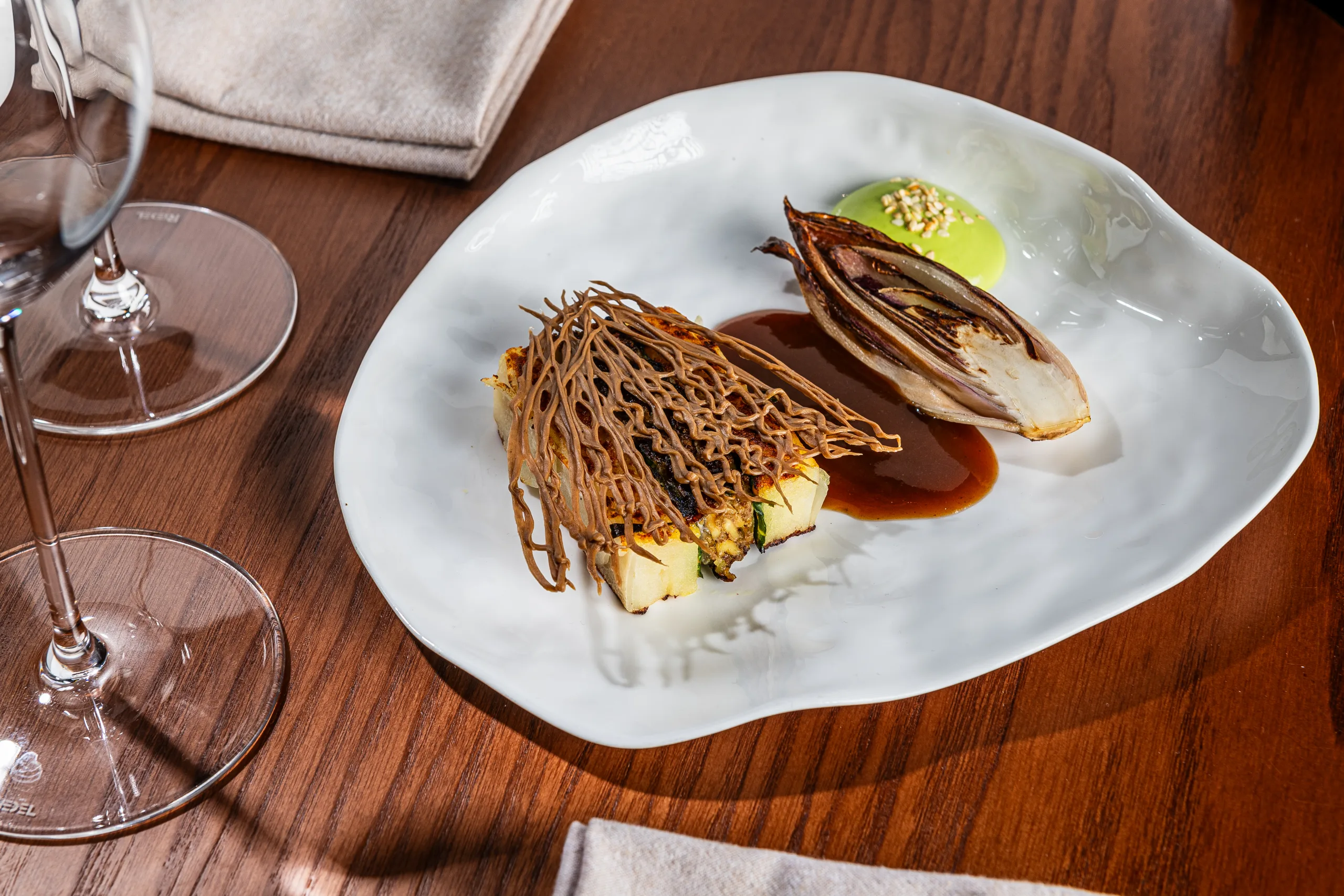 Asado negro, la oscura dulzura del papelón