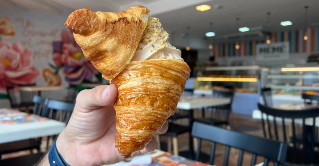 croissant con helado