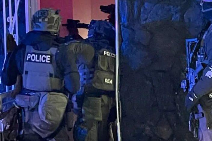 En redada en Denver capturan a supuestos integrantes del Tren de Aragua