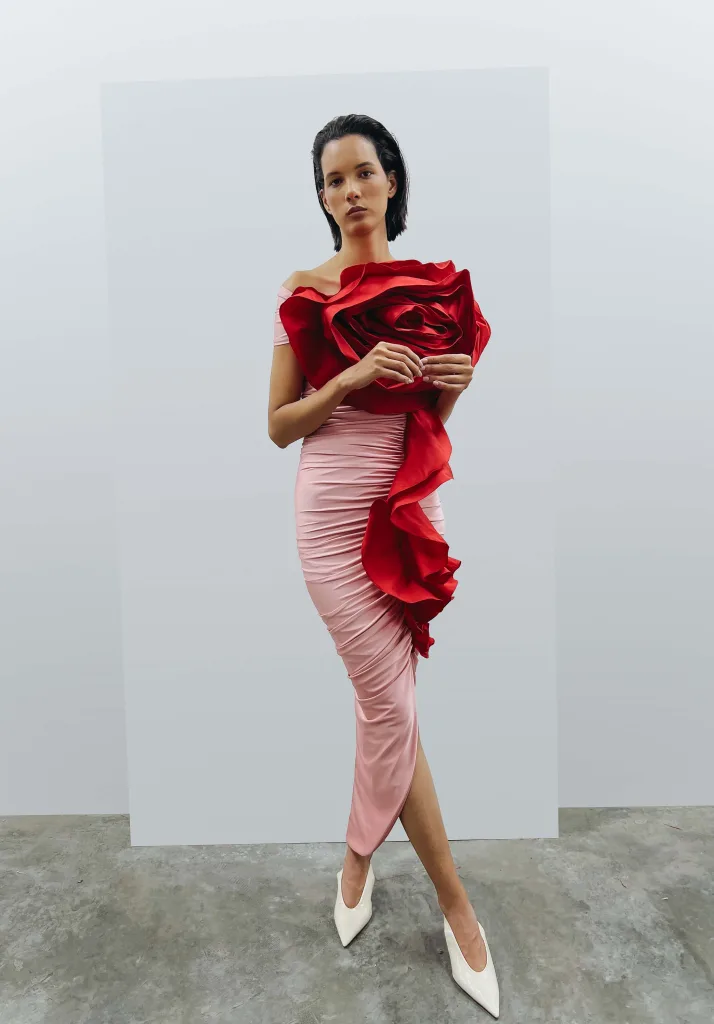 Rosa América: la nueva colección de Efraín Mogollón