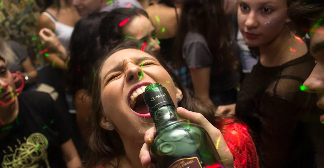 Alcohólicos Anónimos alerta sobre el alto consumo de licor en los adolescentes