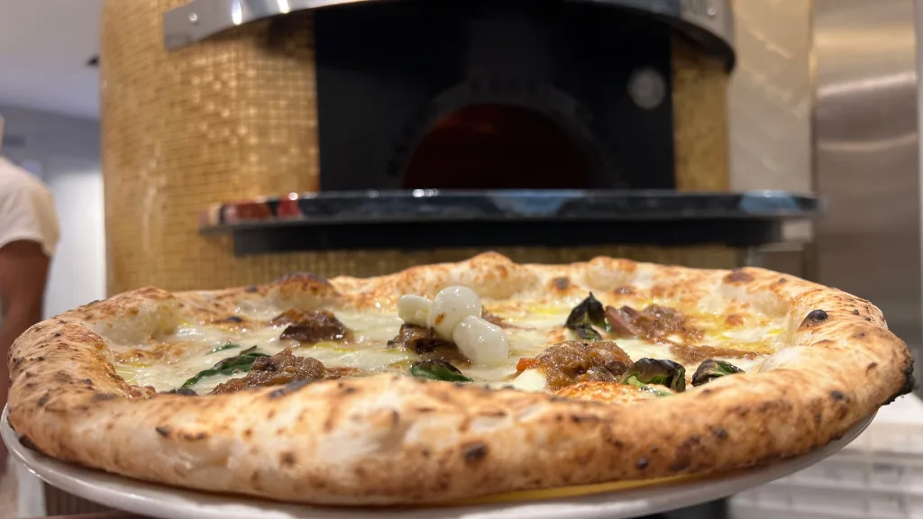 4 claves para reconocer una buena pizza napolitana Lo dice el 50Top: Dopodomani tiene la mejor pizza de Caracas