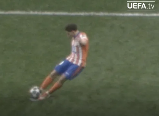 UEFA penal julian Rodriguez
