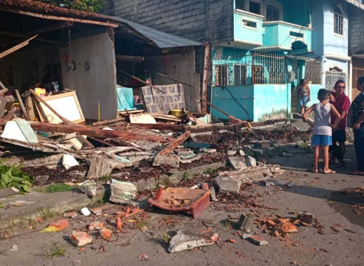 Sismo en Ecuador deja varios heridos y casas destruidas