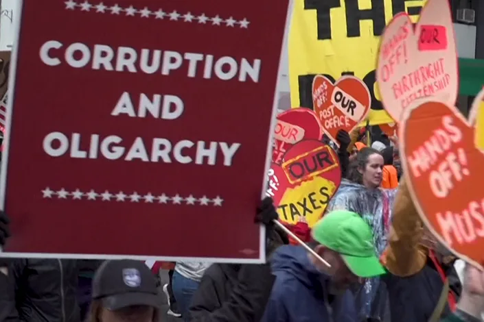Decenas de miles de personas protestan contra Trump en EE.UU. (fotos)