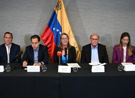 Embajada argentina en Caracas, escape