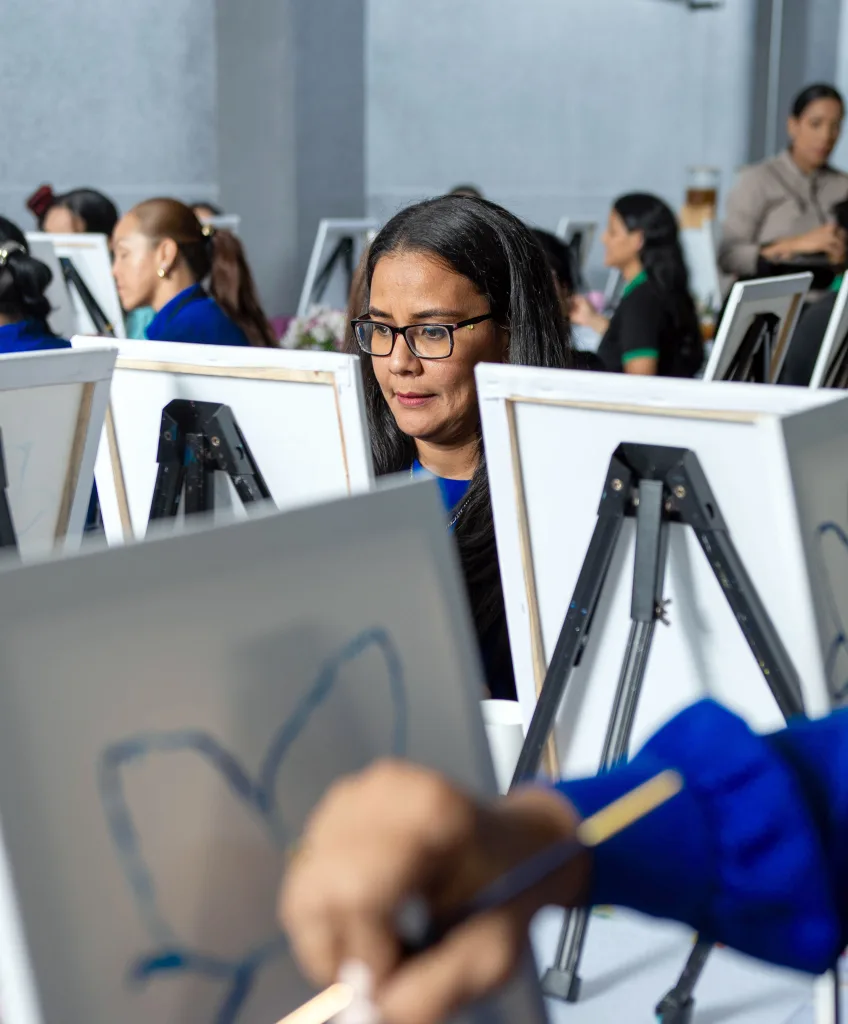 Frigilux y su fundación celebran a las madres venezolanas