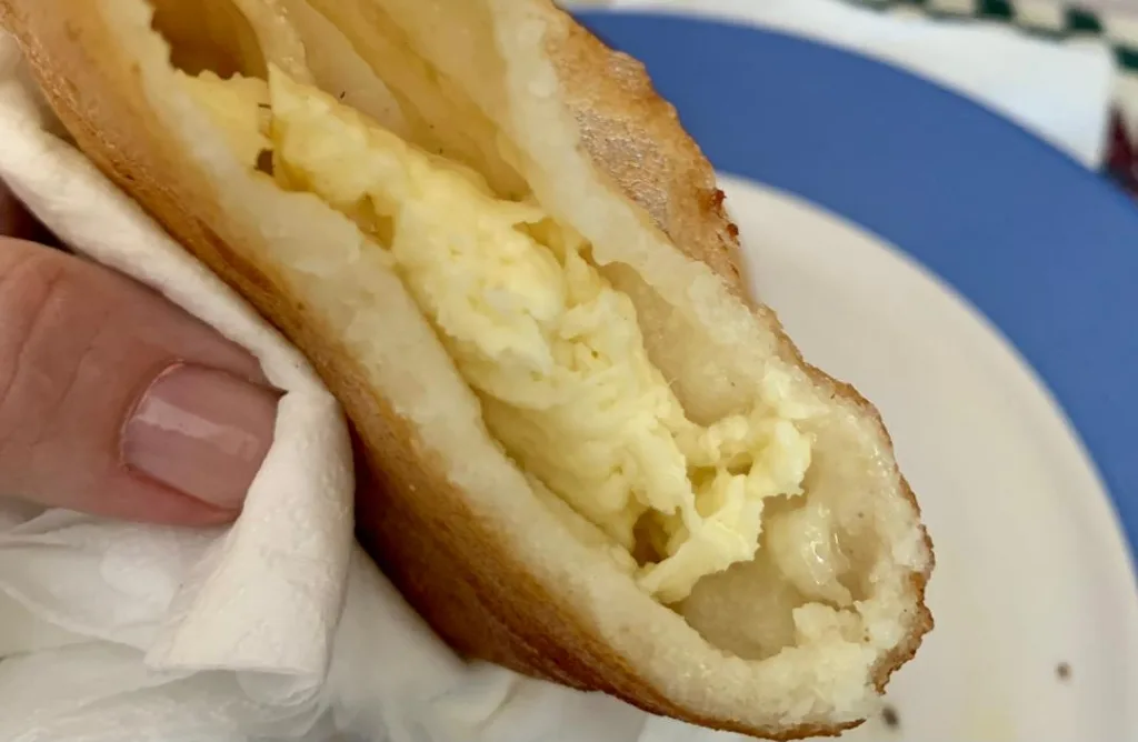 Sí, me encanta la empanada de queso, y estas son mis razones
