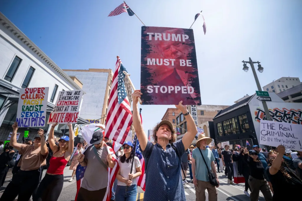 Utah: muere manifestante abaleado en protestas contra Trump
