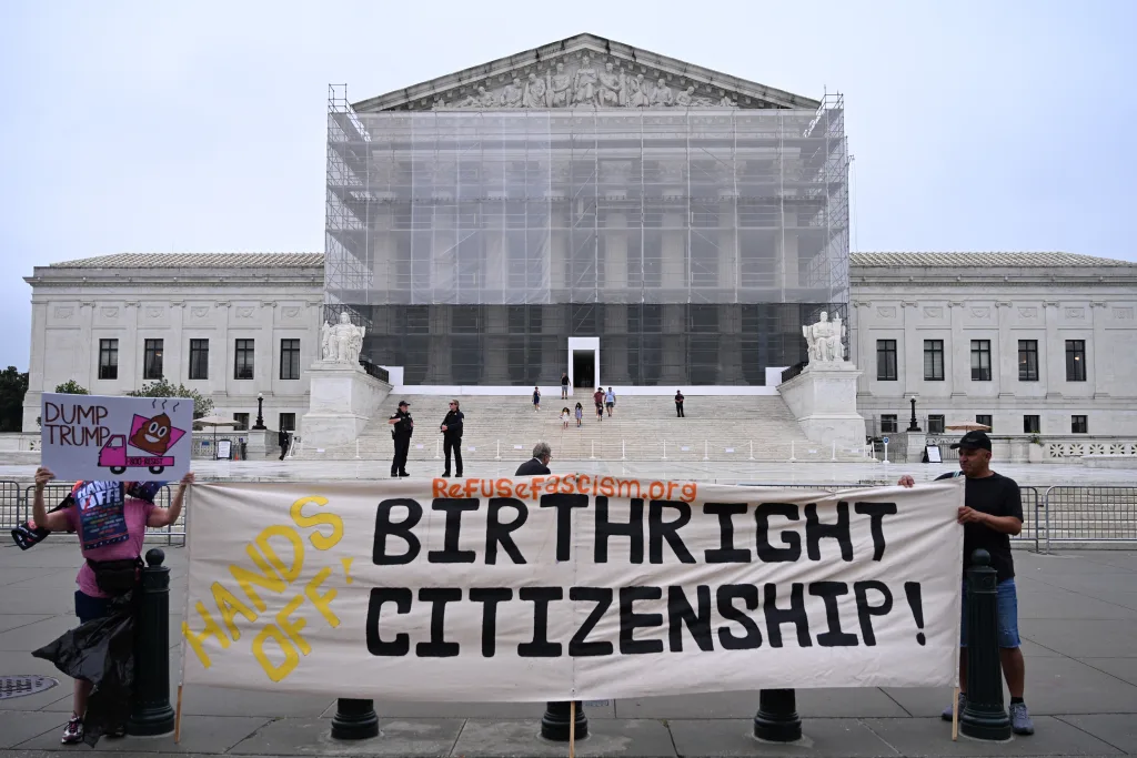 Corte Suprema de EE.UU. limita poder de los jueces para bloquear medidas de Trump