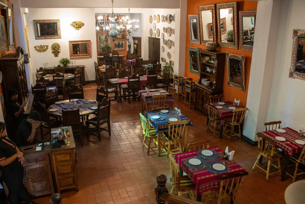 La sazón del negro: para comer como en una casa peruana donde se cocina rico