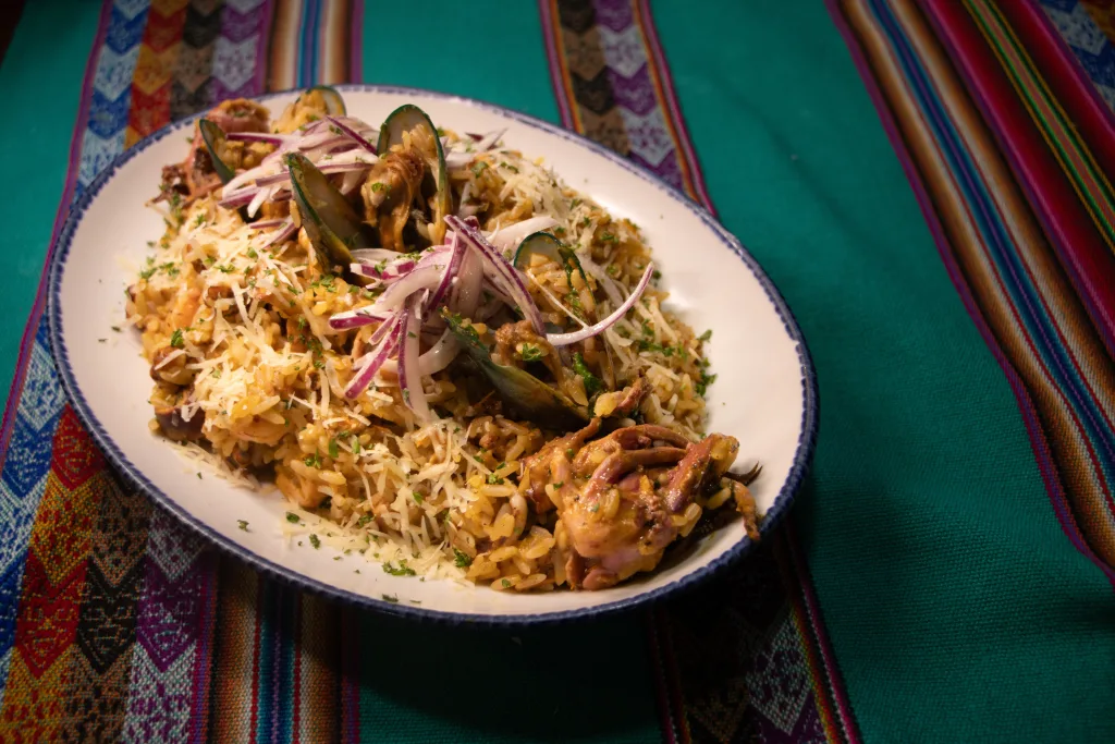 La sazón del negro: para comer como en una casa peruana donde se cocina rico