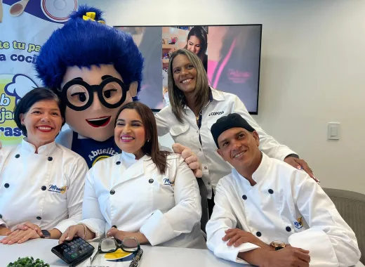 La abuela Sol es el nuevo personaje del mercado venezolano