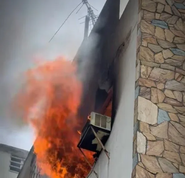 Reportan incendio en un apartamento de la urbanización Santa Eduvigis