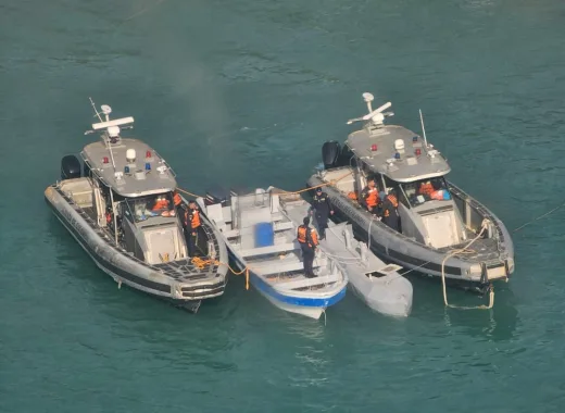 Militares colombianos confiscan un narcosubmarino no tripulado