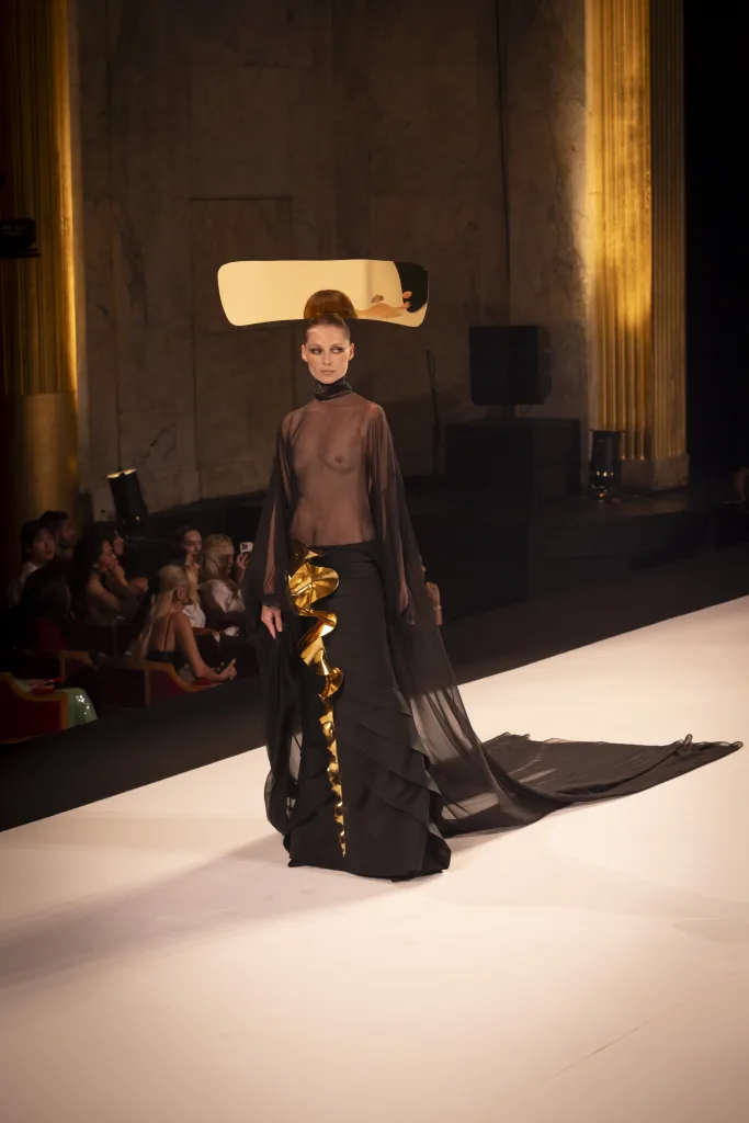 El Bolero: la colección otoño/invierno 2025 de Stephane Rolland
