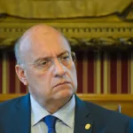 El político opositor Williams Dávila fue liberado ayer, 18 de julio, después de 11 meses en prisión. La información la suministró su hijo Williams Dávila Valeri.