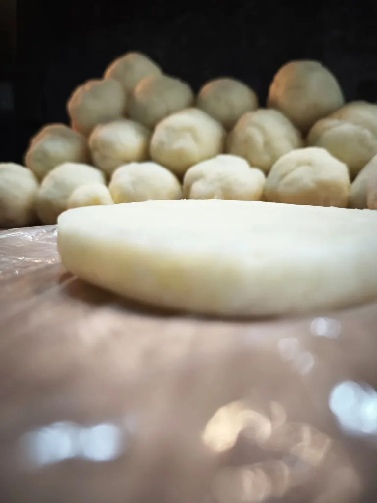 Yucapita: arepas 100% de yuca listas en minutos