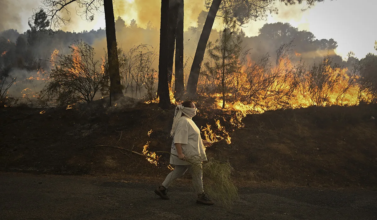 España y el sur de Europa en un verano infernal de incendios y calor ...