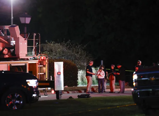 Choque, tiroteo e incendio en iglesia mormona de Michigan deja 4 muertos