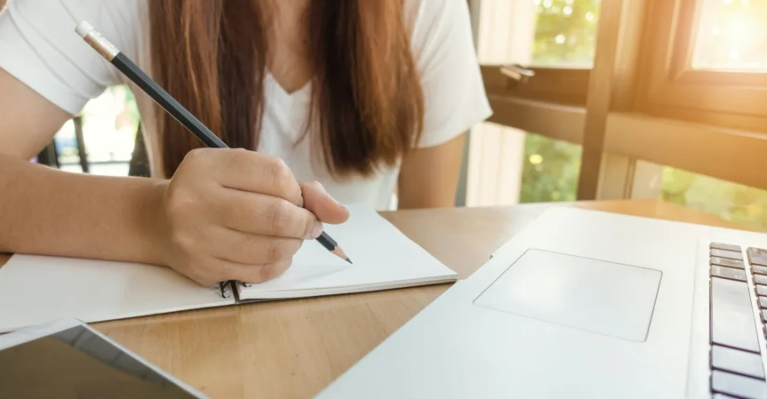 Becas para venezolanos en el extranjero.