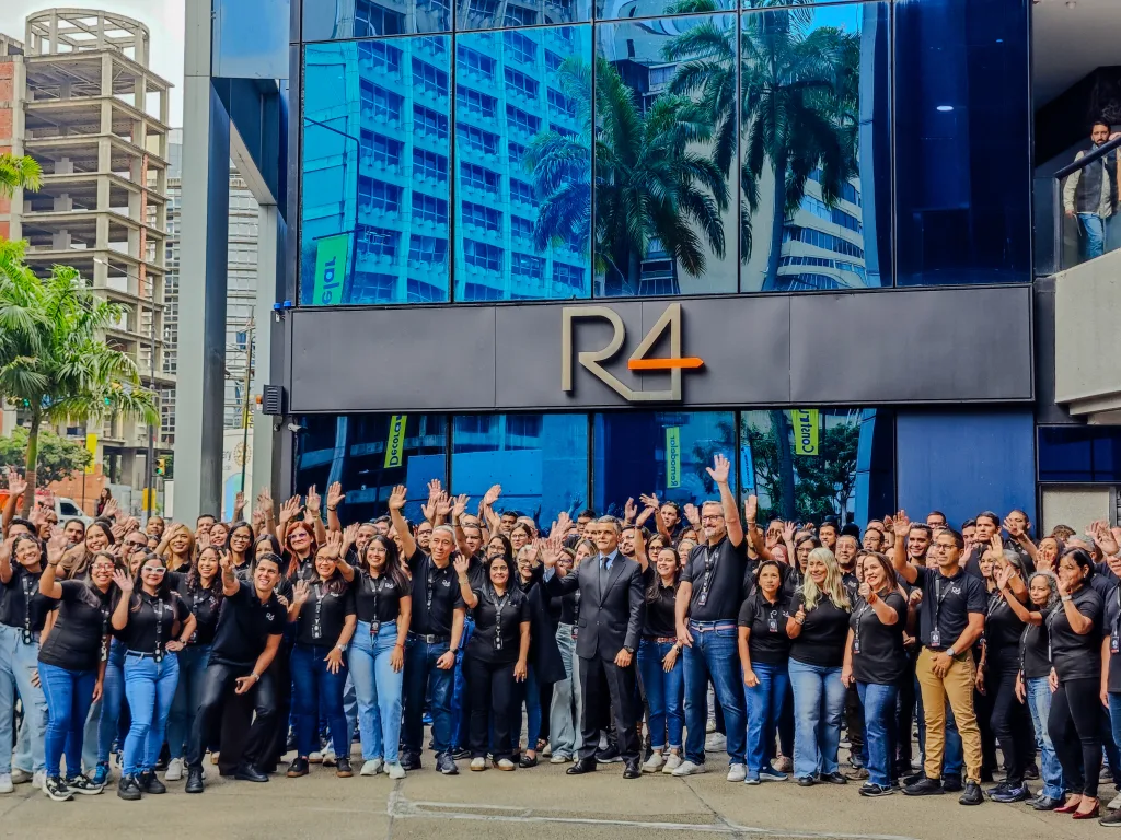 R4 quiere convertirse en el primer banco transaccional en el país
