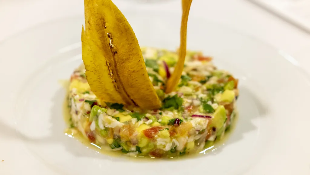 Laser y Urrutia se unen para ofrecer un menú español a 30.000 pies de altura