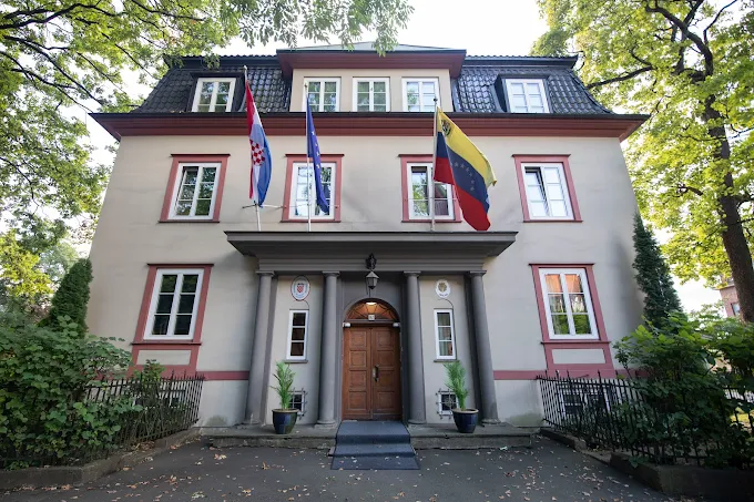 embajadas cierran noruega australia