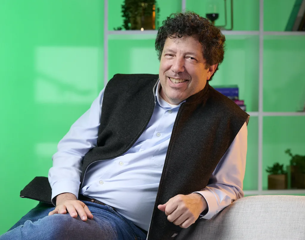 FundaLaser cumple 16 años de compromiso social 