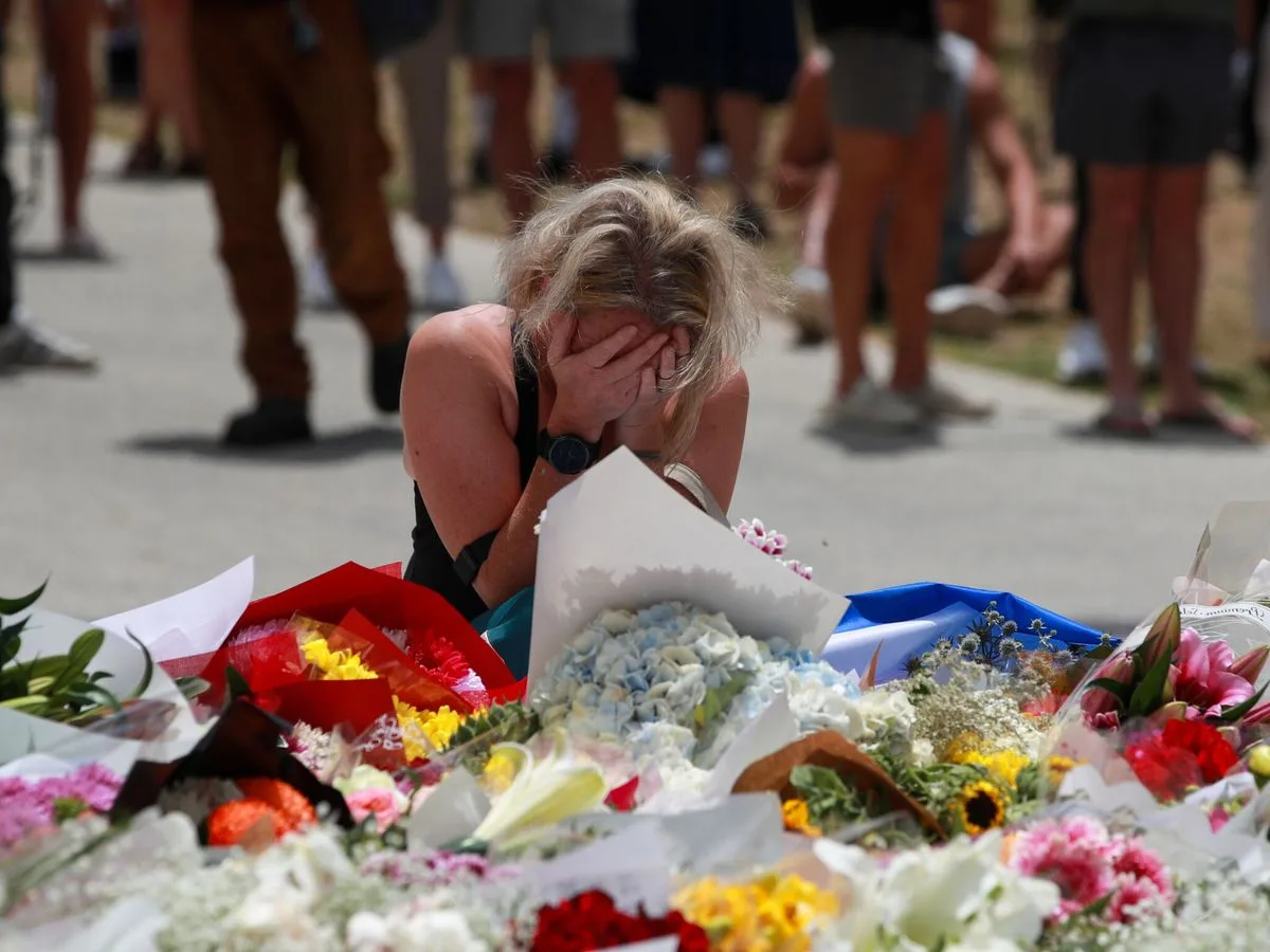Con vigilia y actos especiales han recordado a los 16 recién graduados. Foto cortesía