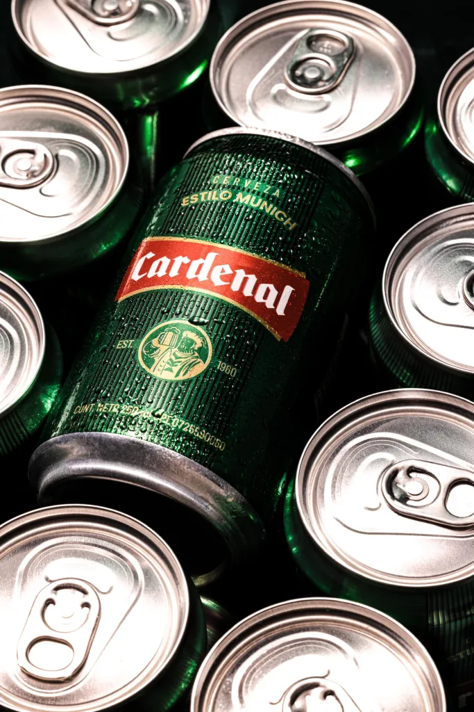 Cerveza Cardenal regresa renovada al mercado venezolano