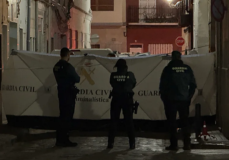 Valencia: un hombre confiesa que mató a un niño amigo de su hijo pero la policía no le cree del todo