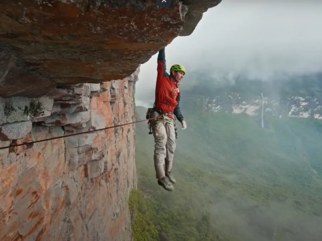 alex honnold escalando un tepuy
