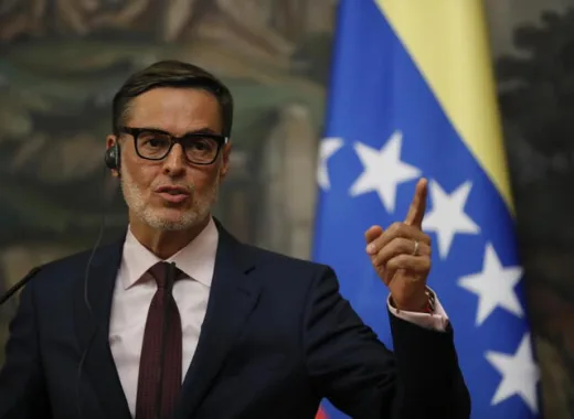 ¿Quién es Félix Plasencia, el nuevo jefe diplomático de Venezuela en EE.UU.?