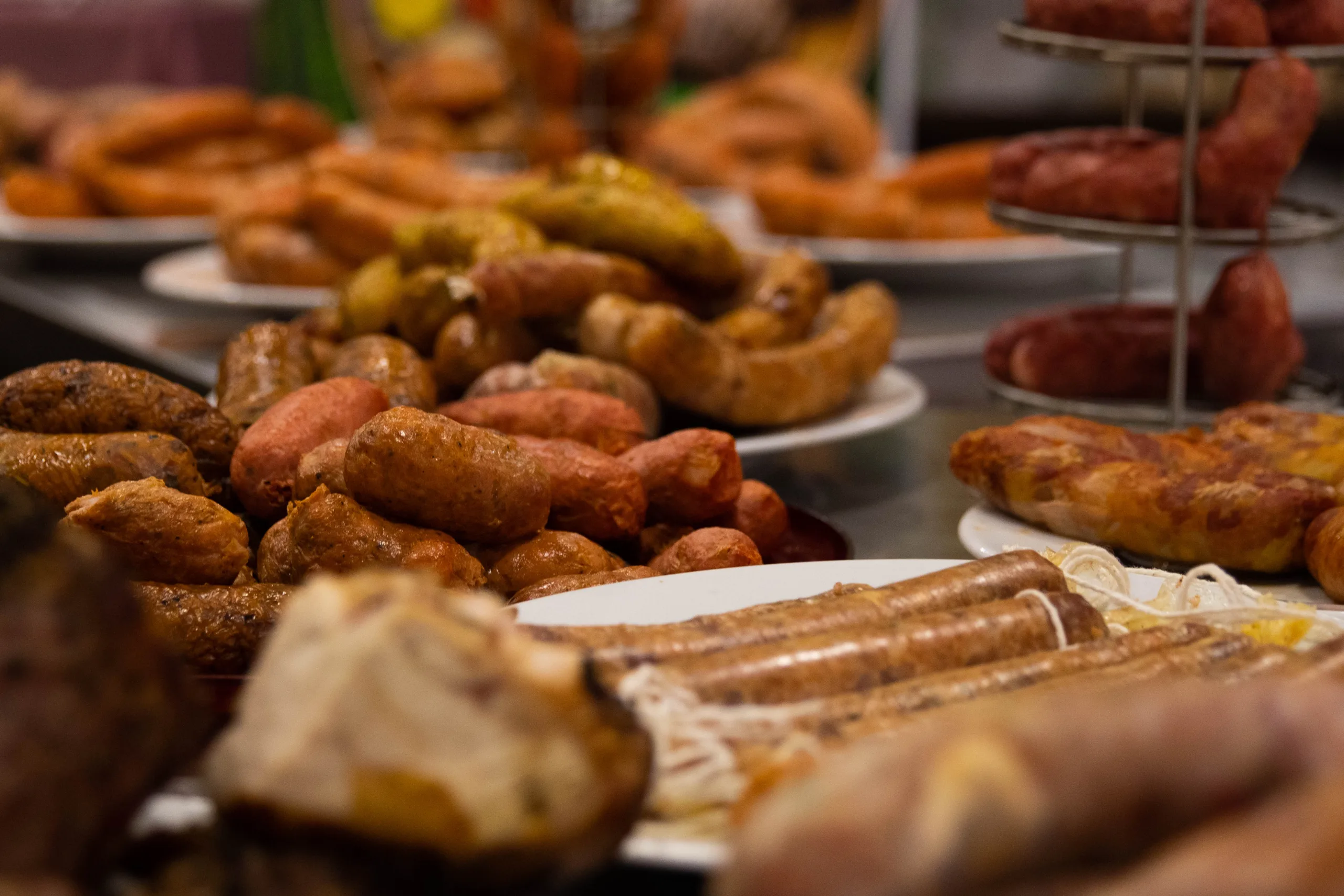 El libro venezolano "Maestra charcutera" gana en los Gourmand Awards 2025