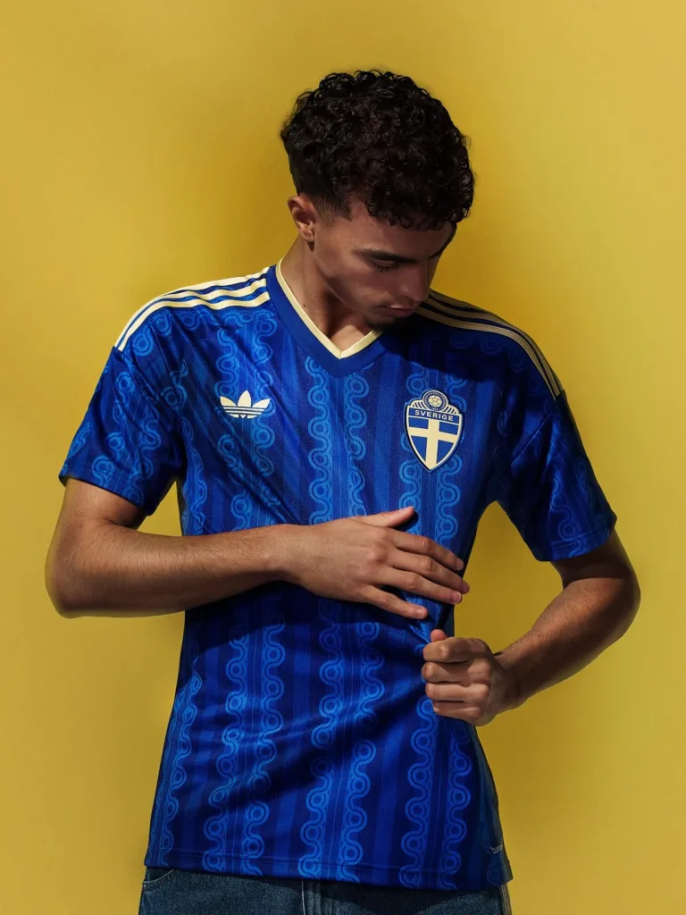 adidas presentó las nuevas camisetas para el Mundial