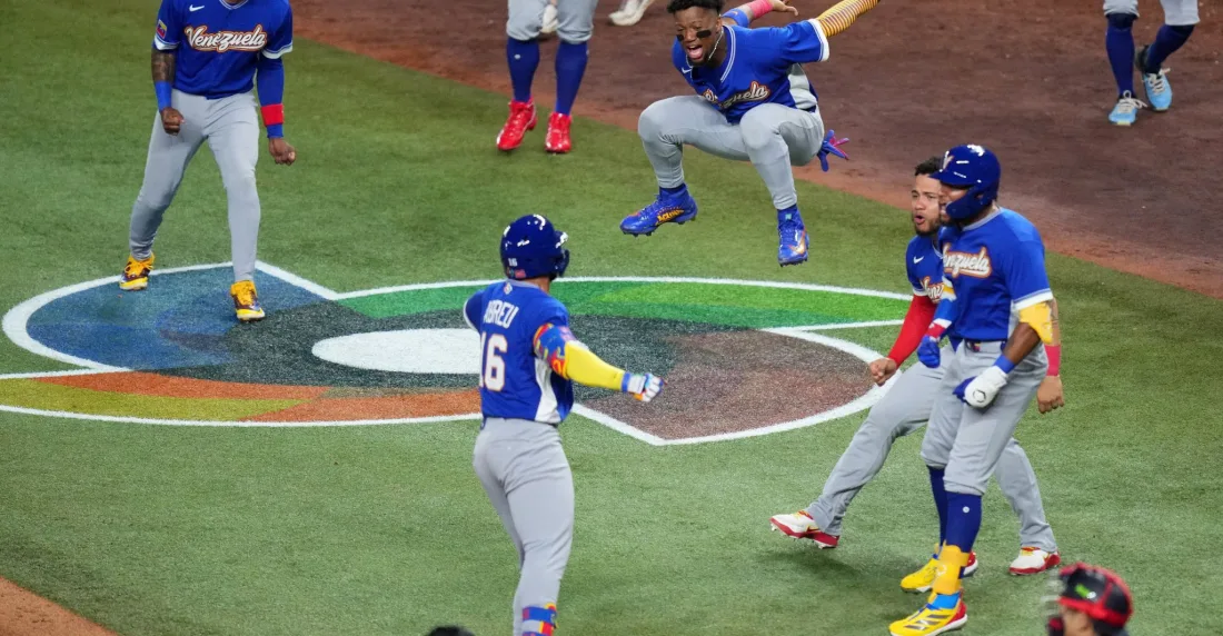 Venezuela vence al campeón Japón y pasa a semifinales del Clásico Mundial de Béisbol