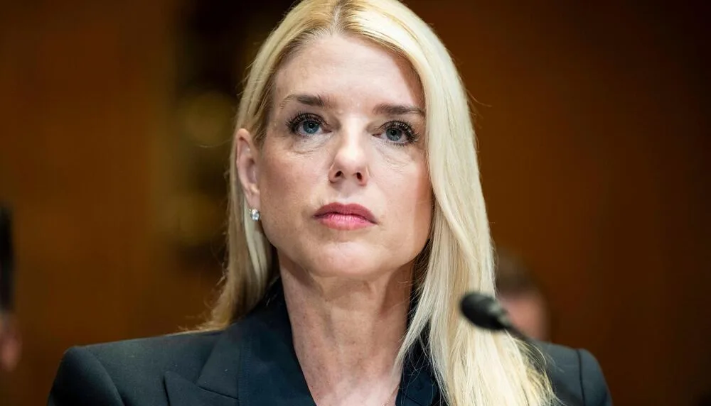 Pam bondi