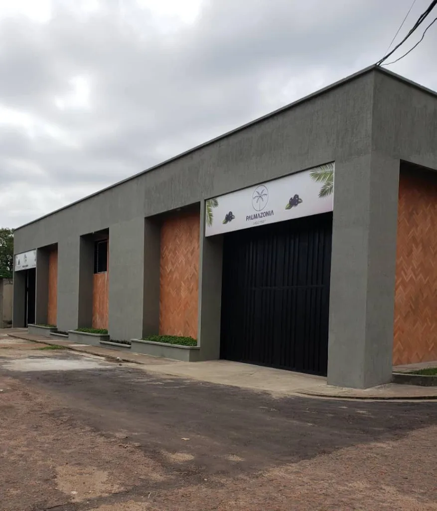 Palmazonia: la planta que procesa 1.200 kilos de açaí venezolano al mes